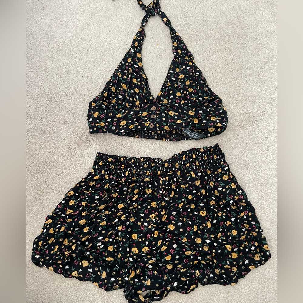 Urban outfitters two piece floral set